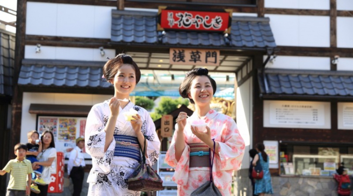 Прогулка в кимоно и катание на рикше по Асакуса (English)