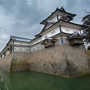 Замок Канадзава